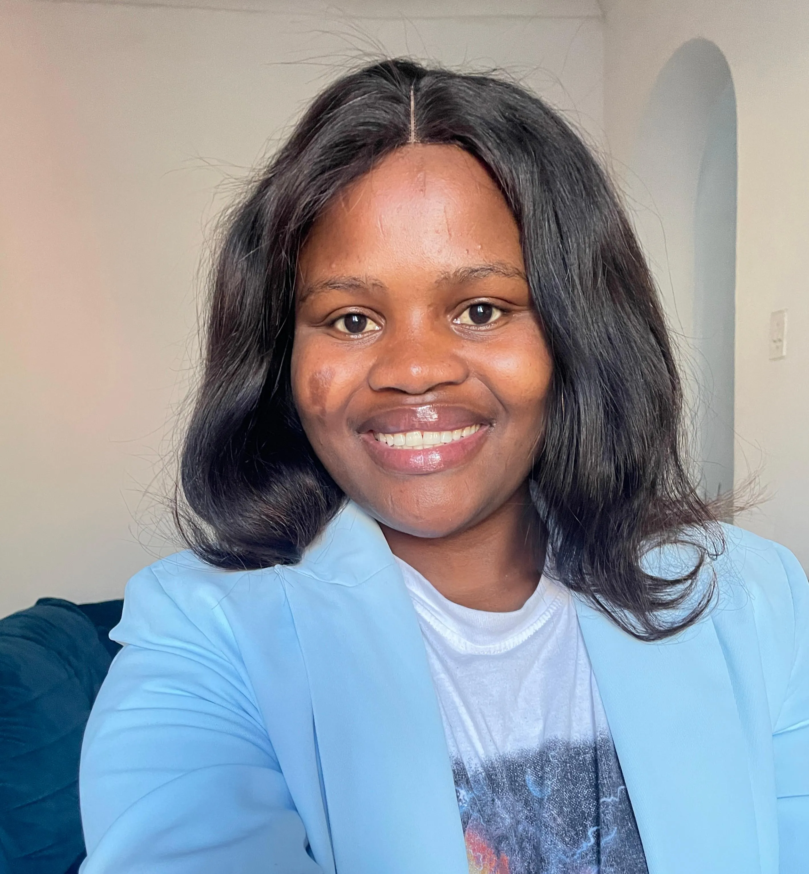 Fikiswe Keyizana